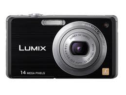 Panasonic Lumix DMC-FH3 Digital Camera
