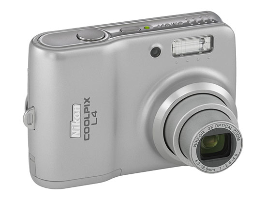 Nikon Coolpix L4 Digital Camera