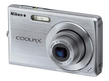 Nikon Coolpix S200 Digital Camera