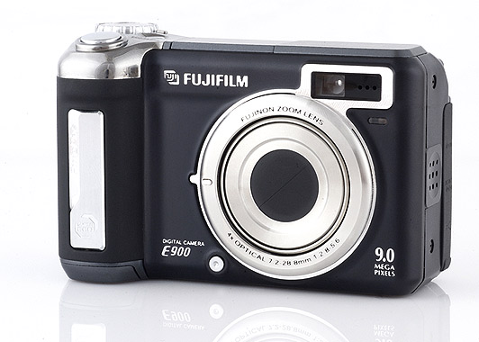 Fujifilm Finepix E900 Digital Camera