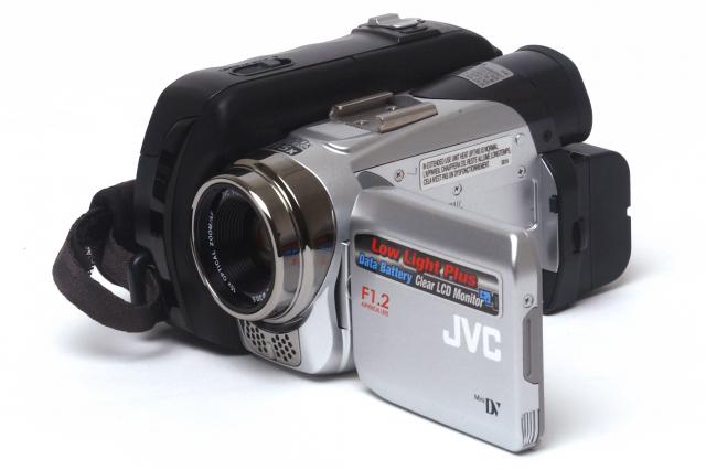 JVC GR-DF430 Camcorder