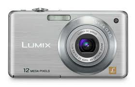 Panasonic Lumix DMC-FS12 Digital Camera