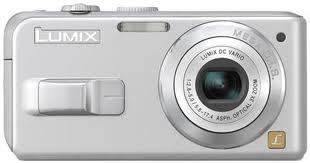 Panasonic Lumix DMC-LS2 Digital Camera